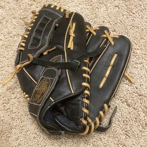 Louisville Slugger 13” glove